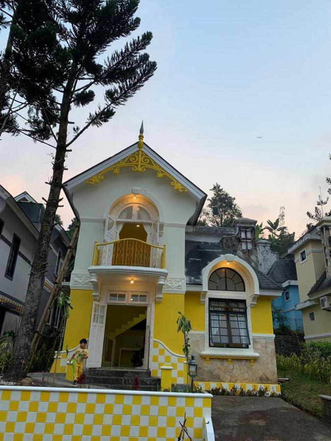 Villa Wubao Kota Bunga 3 Kamar Harga Budget Cinengangirang Экстерьер фото